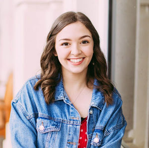 Meet your Posher, Rebecca